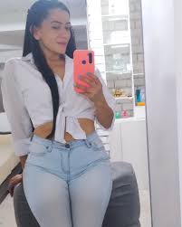 <em>Samantha Sandoval  - Santiago </em>